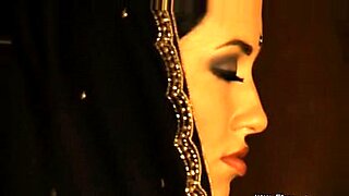 orgia-grupal-de-travestis-teatro-porno