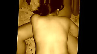 trio-de-lesbianas-sexo-oral-y-anal