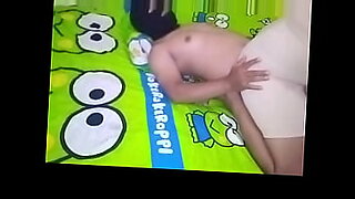 2-transexuales-y-una-mujer-follando