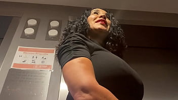 grocery store mom showsb it all llxvideos