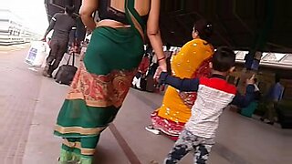 indian swati nayudu sex saree