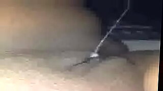 video-de-hombre-desnudo-ataca-a-una-mujer