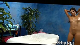 indoor sunbathe hot oil massage boysiqcom sex video3