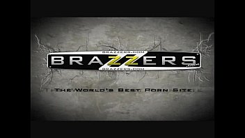 free downloading brazzers step mom sex hd videos