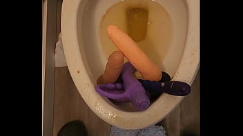 sexy mom pissing with son