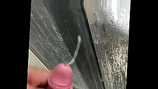 bath sex with neighbour mom