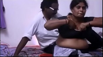 indian aunty boobs press by hubb