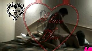 xxx-mexicana-se-masturba-y-eyacula