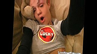 cuckold-eating-cum-shot-sex-clip