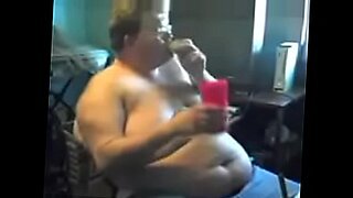 videos-porno-abuelo-comendo-de-nieta