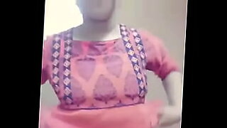 lesbianas-besandose-y-escupiedo-redtube