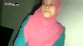 jilbab pelajar ngebut penis crot dimulut