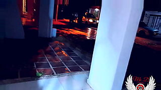 redtube-chica-se-corre-en-la-barra-de-un-bar