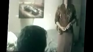 indian desi aunty small boy sex vidieo downloding