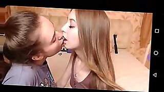 chupando-tetas-y-conos-peludos