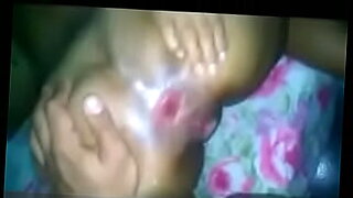 2-transexuales-y-una-mujer-follando