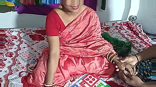 indian bhabhi sex devar kitchen