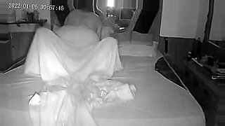 colegialas-follando-con-uniforme-canal-porno