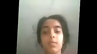 jovencita-tetona-y-extrano-se-une