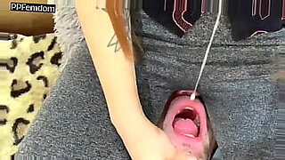 handjob-outdoor-redtube