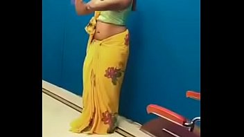 hot vabi model in saree