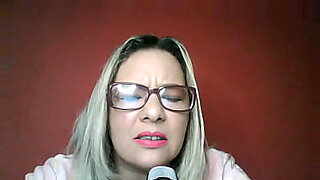 https-xxxvideos-video-una-abuela-puta-para-un-sobrino-goloso