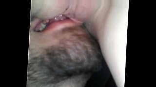 sexo-oral-entre-colegialas-lesbianas