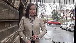 mi-mama-me-ensena-a-hacer-el-amor-porno