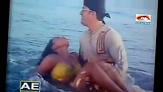 hentai-comic-family-incest-biqle-gif