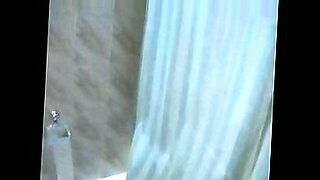 tamil girl fucking first time in bedroom