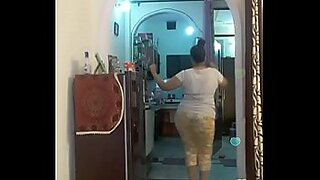 girl in her room masterbating and squirts solo