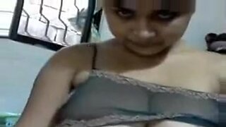 indian girl have small boobs pressed tamil