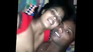 xxx-bajo-agua-salvaje-3-polla-negra