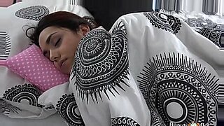 porno-violacion-forzada-orgasmo