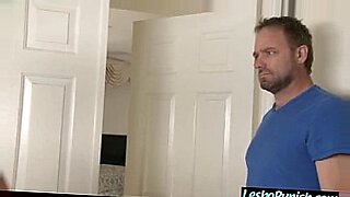xhamster-vintage-hairy-pissing-lesbian