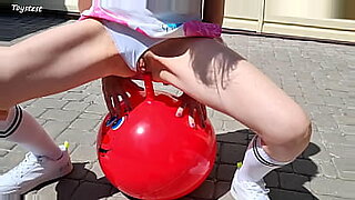 upskirt-ass-outdoor-redtube