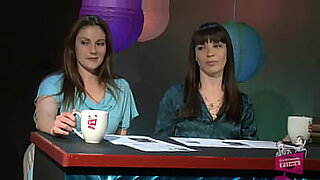 hermosa-pelirroja-follando-rico