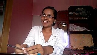 indian-girl-stripped-xhamster