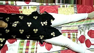 orgia-grupal-de-travestis-teatro-porno