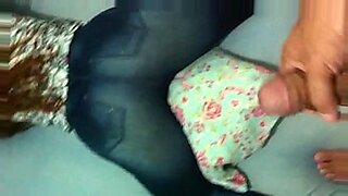 trio-de-lesbianas-sexo-oral-y-anal