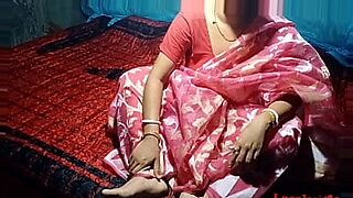 bangali girl red saree in hotel xnxx