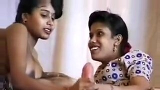 tamil girl fucking first time in bedroom