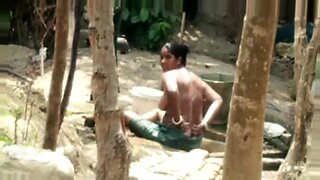 didi bath xxx indian