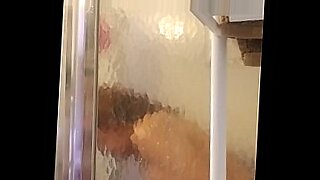 johnny-hits-the-showers-xxx-gay-video