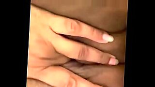 girl in her room masterbating and squirts solo