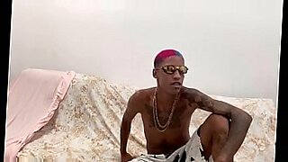 xxx-con-mi-abuela-le-rompo-el-culo