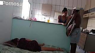 xxx-con-la-mama-dormida-al-lado