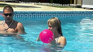 blowjob-gay-swimming-pool-video