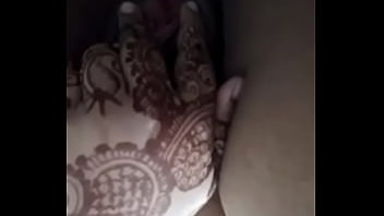 girls fingering and show sperm