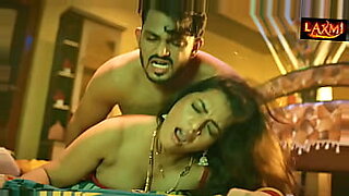housewife-and-the-pool-guy-creampie